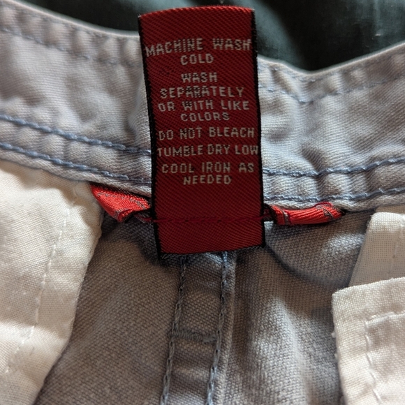 Sundance Cargo Capri Pants - Lot of 2 - Size 4 Heavy Cotton Gray and Pink - Picture 8 of 14